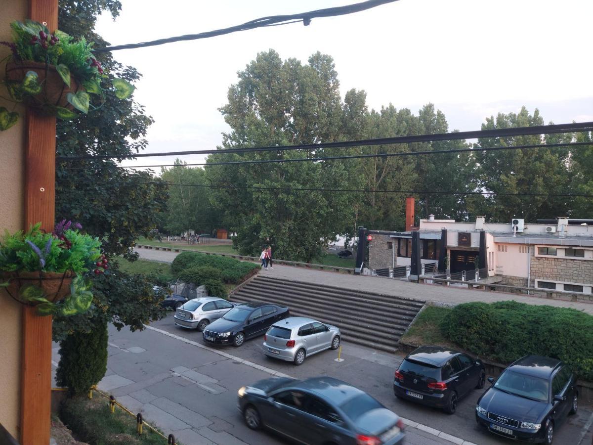 River Lux Sremska Mitrovica Ngoại thất bức ảnh
