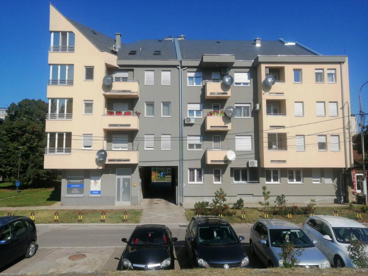 River Lux Sremska Mitrovica Ngoại thất bức ảnh